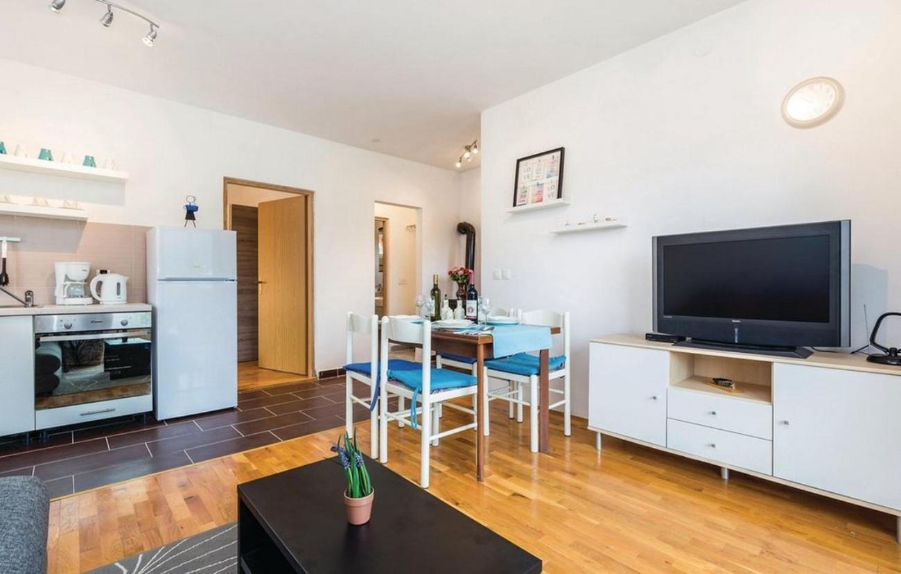 Apartments For Families With Children Jasenak, Karlovac - 17501 Rum bild